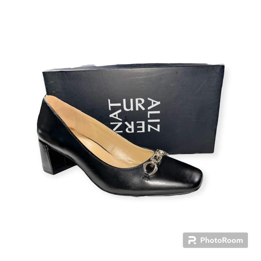 Women Naturalizer Toe Pump